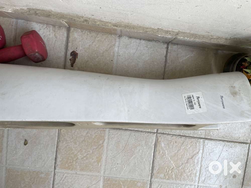 Parryware Washbasin  Under Warranty