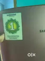 Samsung fridge 251 lit