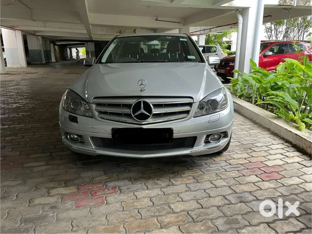 Mercedes-Benz  C-Class 250V6 2010
