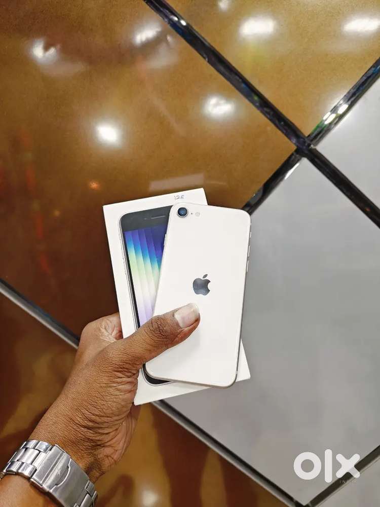 Iphone SE3 5G (128Gb)..84% Battery..Full Box Kit..