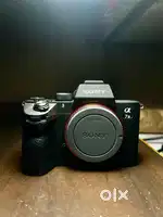 FOR SALE – SONY M3 (2023 MODEL)