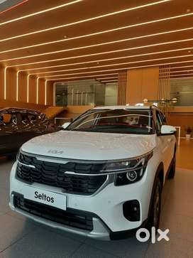 Kia Seltos 2024 year back car.