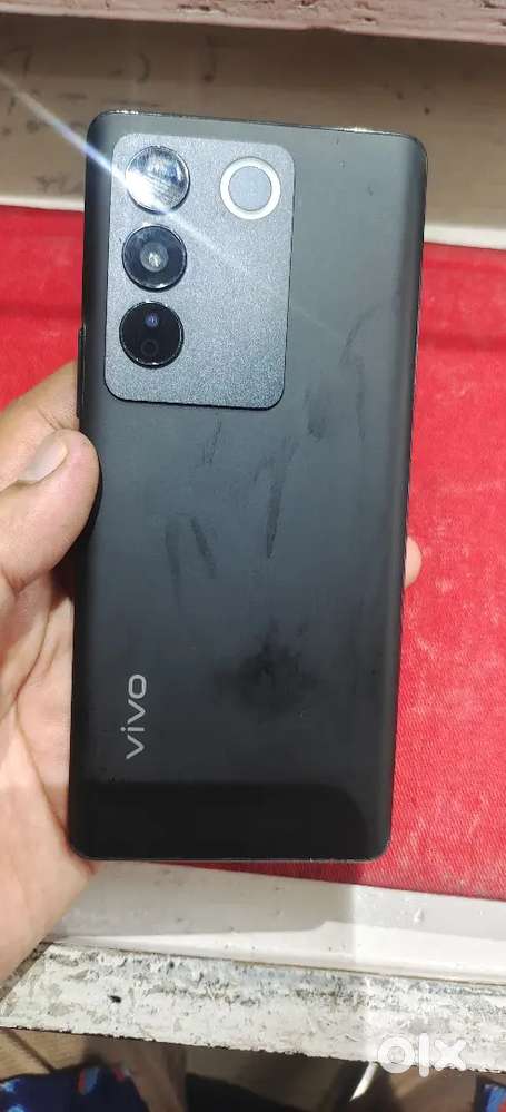 Vivo V27 5G 8gb/128gb only back panel change other wise all ok