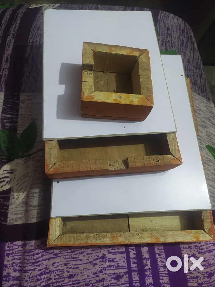 Light box lakdi 15 pees