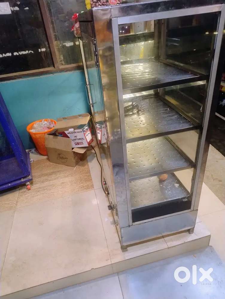 Bakery counter and snack Row