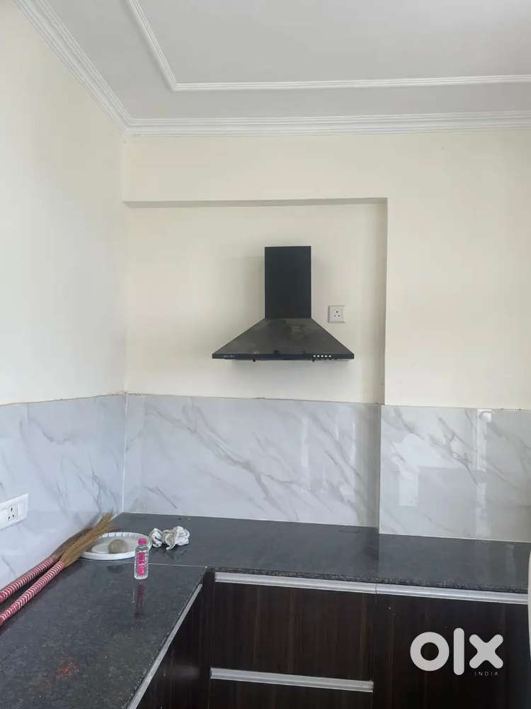 Semi Furnished 3 BHK Flat for Rent in Jagatpura, Jaipur – ₹28000