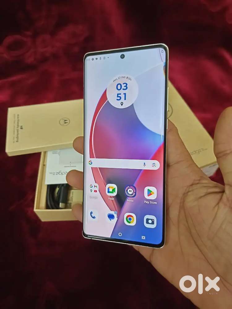 Moto Edge 30 ultra 5G (8+128GB) full kit mint condition box bill