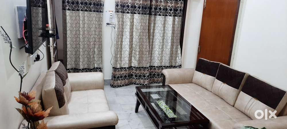 5 seater sofa set with 2 seater settee