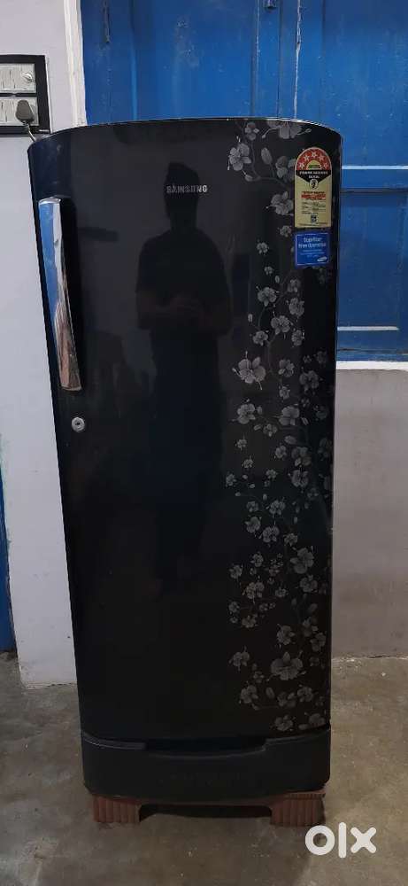Samsung 5 star refrigerator in mint condition