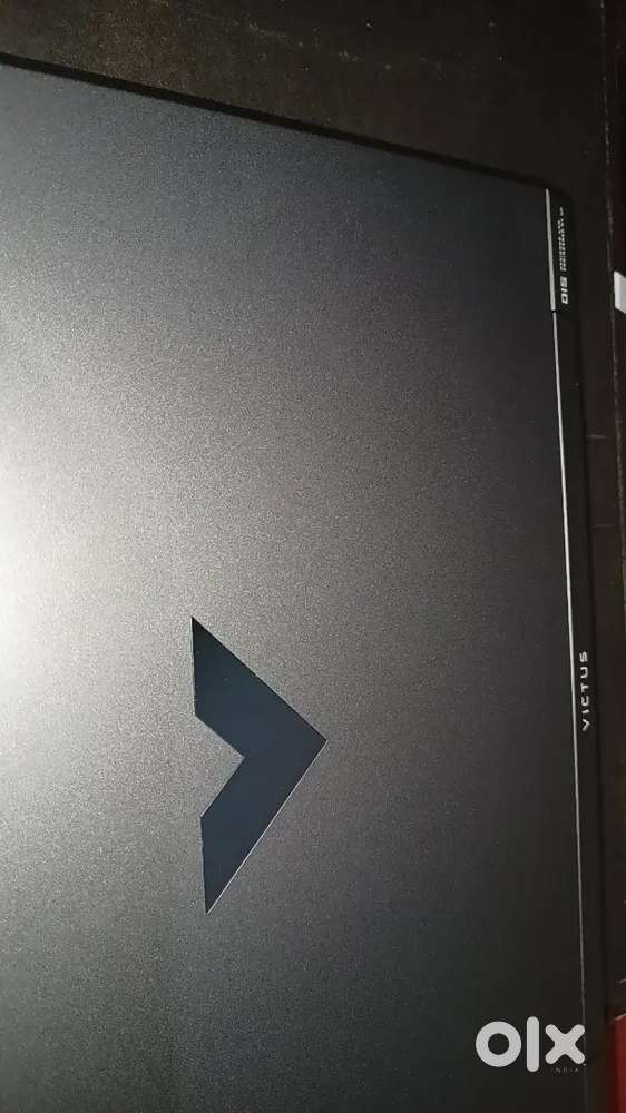 Brand new laptop only 5 days of use