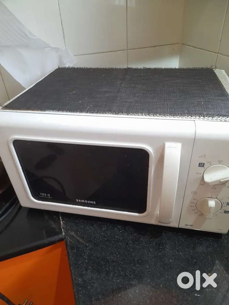 Microwave oven