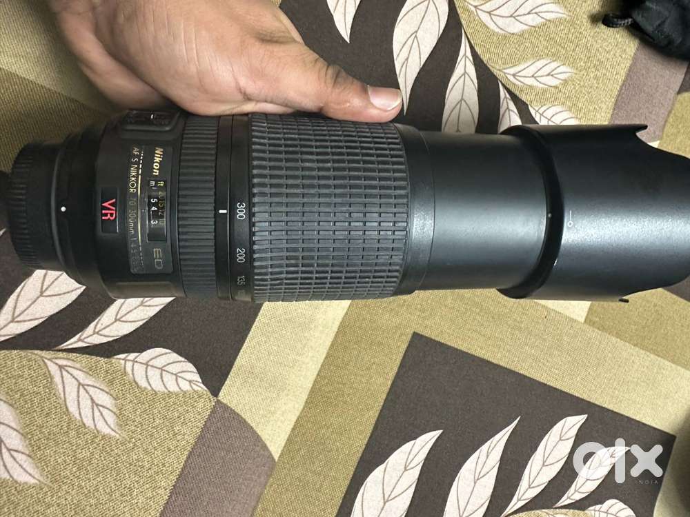 Nikon DSLR Camera lenses 18-140mm & 70-300mmVR II excellent condition