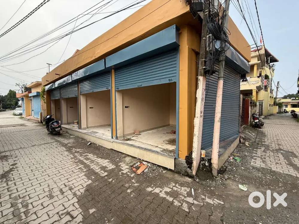 If you want single shop that is also available price 12 lakh per shop