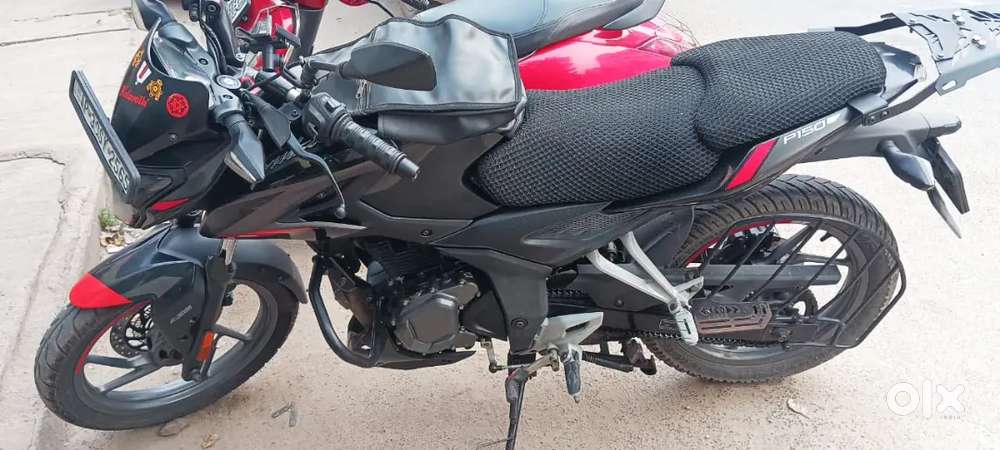 Bajaj pulsar p150 Twin Disc split seat