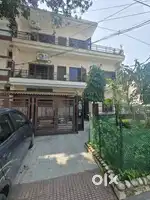 Independent ground floor with front and back balconies