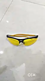 Men glasses okay condition