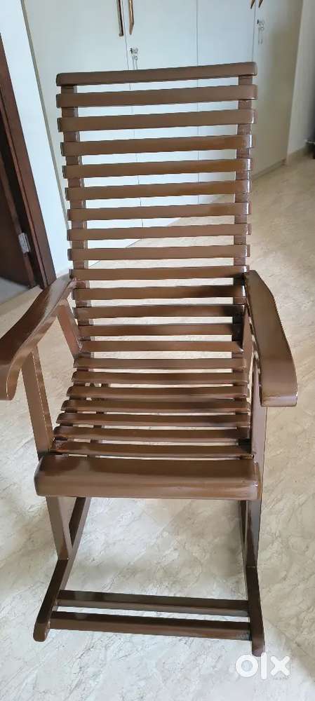 Rocking relaxing chair