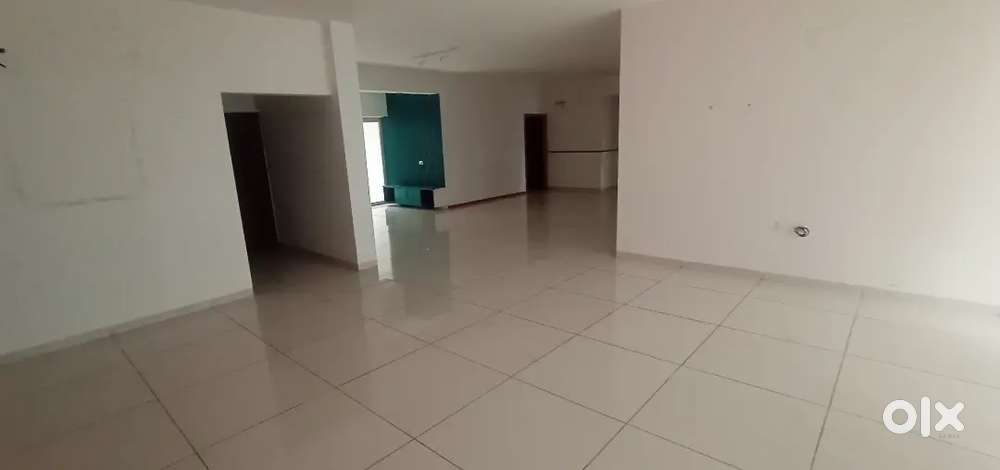 Super specious luxurious 3bhk flat for rent at gotri sevasi road