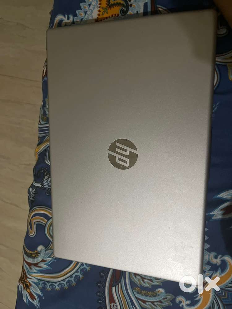 amd ryzen 3 7320u with radeon graphics 8 months used