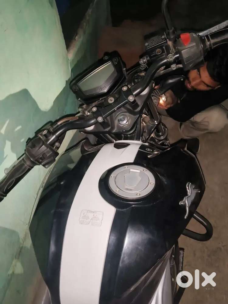 1st owner good condition with akrapovic exhaust