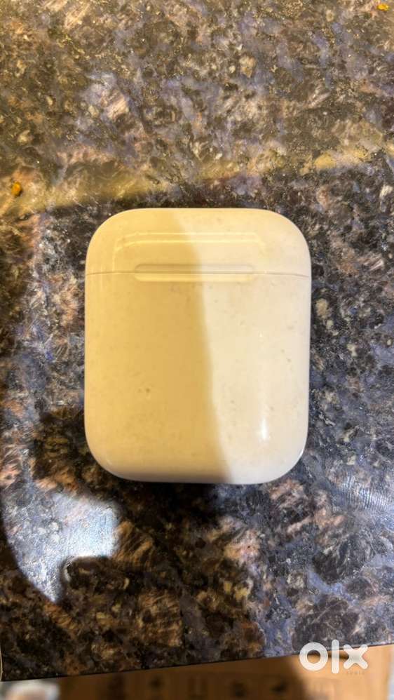 Apple Airpods 1st genration good condition