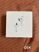 Airpods 4 with active noise cancellation