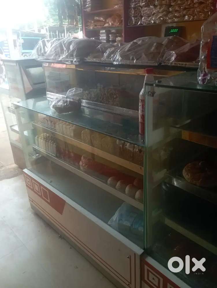 Sweet display counter