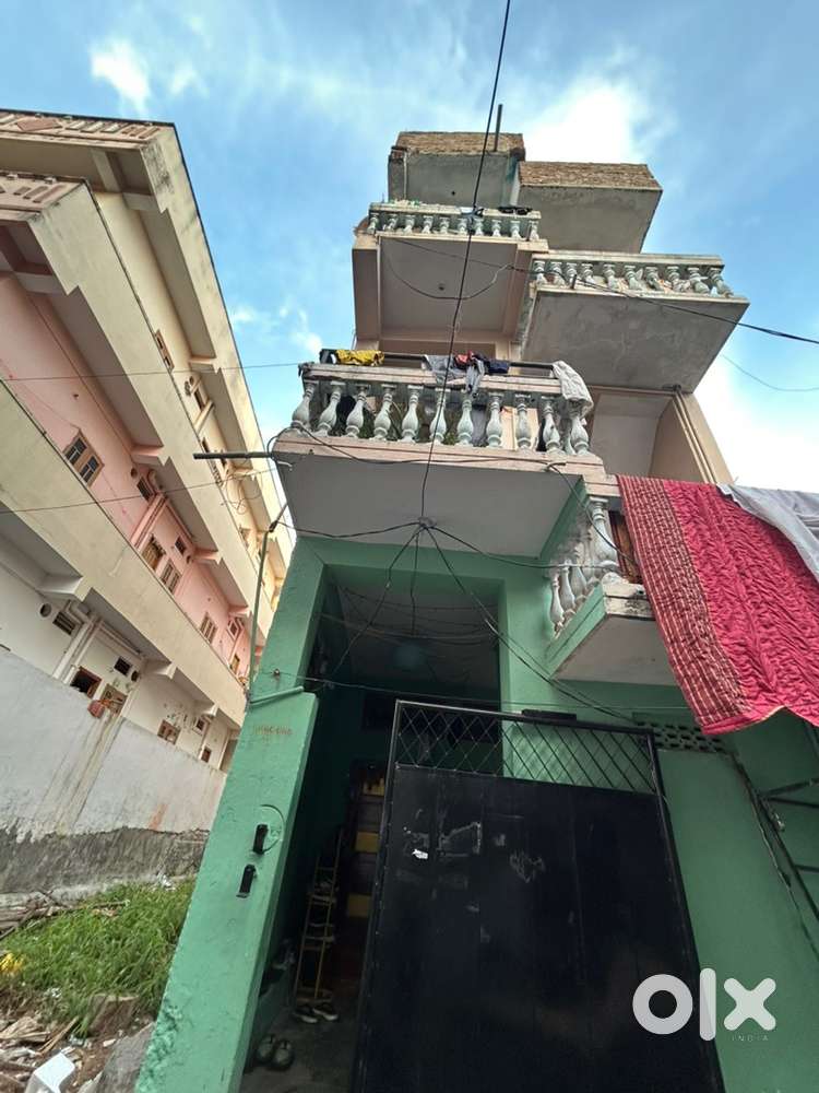 67 sq yards land & G+2 building