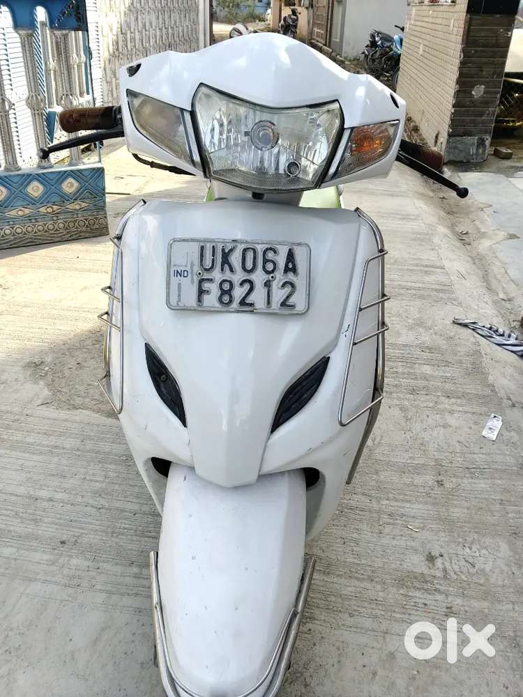 Activa 110 cc 1st owner  new insurance new