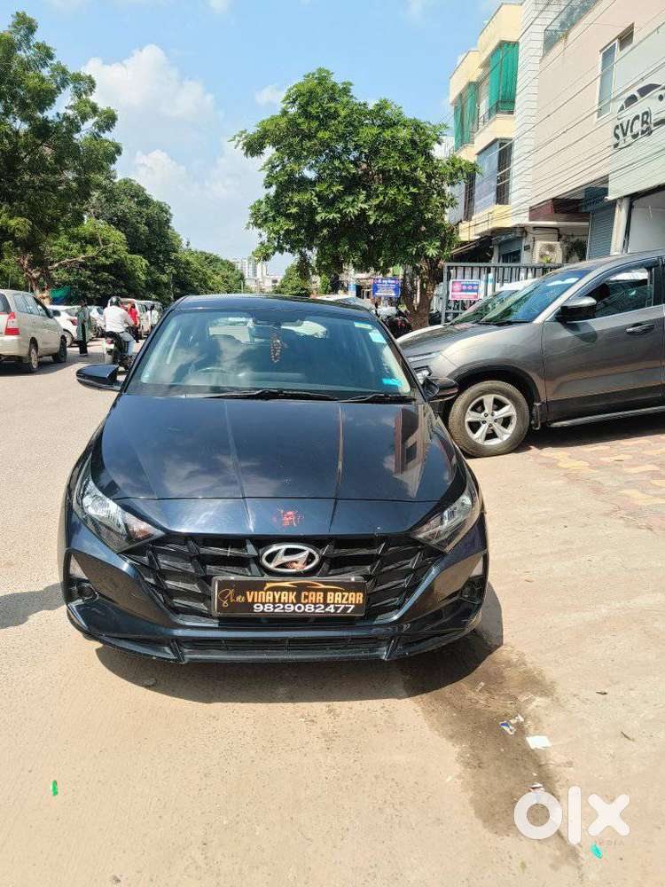 Hyundai i20 1.2 Sportz (O), 2022, Petrol