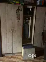 2 Wardrobes with a dressing table