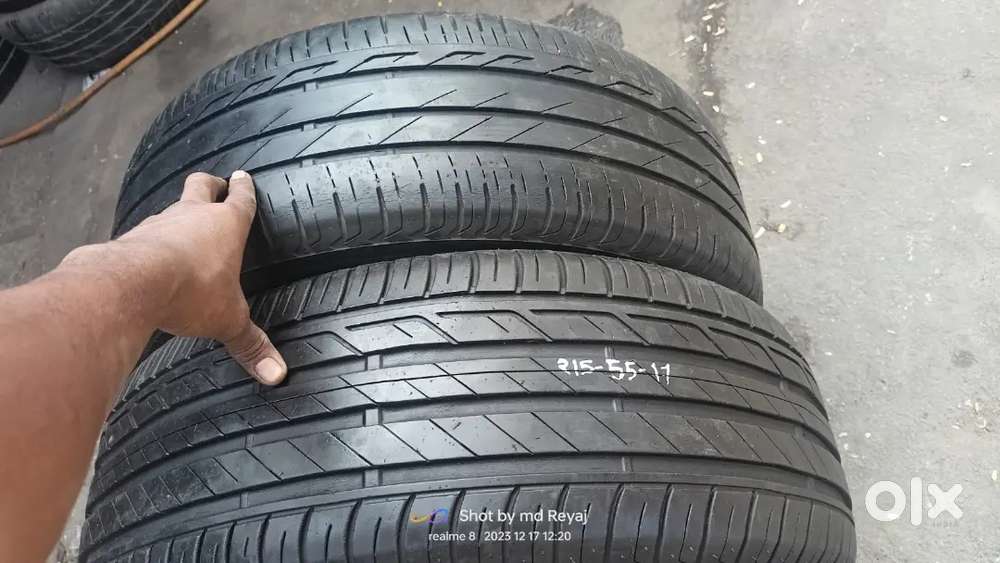 215/55/R17 Bridgestone innova crista