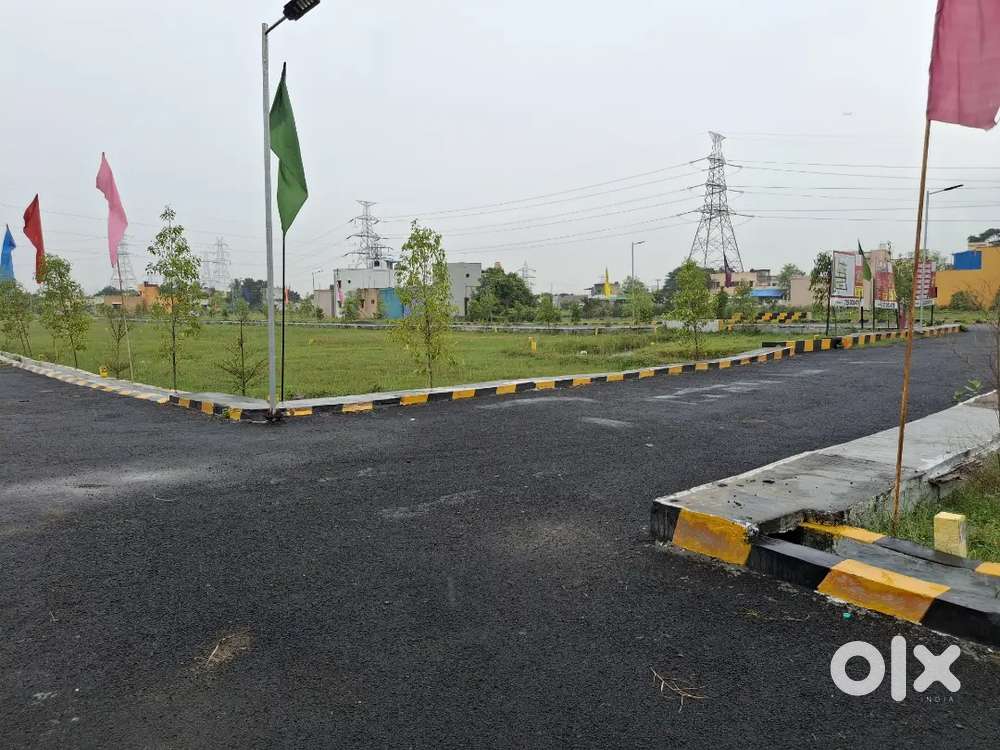 Chennai to bangalore Expressway plots near airport parandur