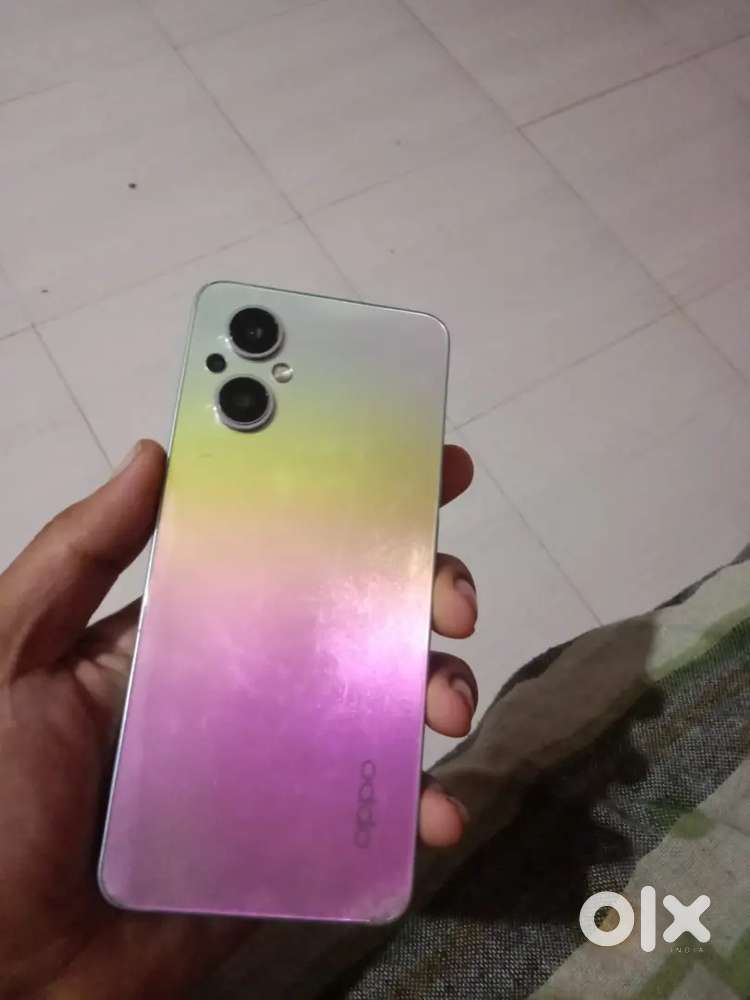 F21 pro  8 gb 128 gb. 5g ha