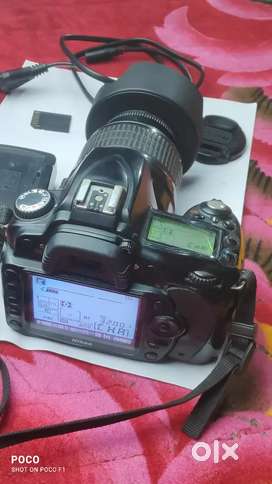 Nikon D90 18-55mm lens sath me