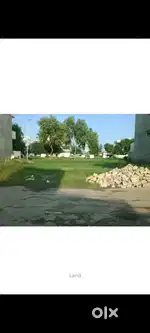 New plot and floor in sector 28