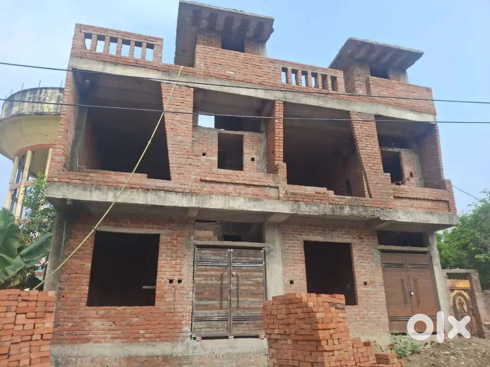 Row House Near by Hamirpur road Gallamandi Kanpur Nagar