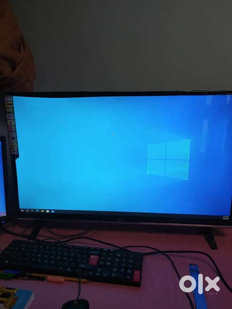 32 inch smart TV  monitor