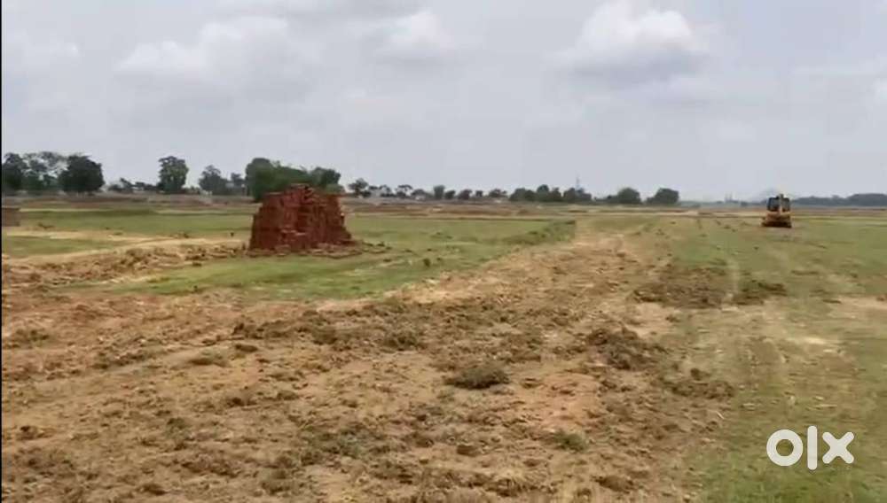 Gated Society with all modern amenities