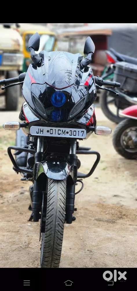 Pulsar 220 showroom condition used bike