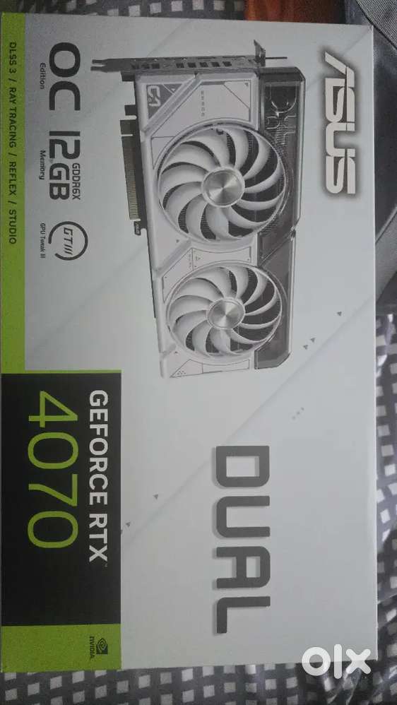 ASUS Dual GeForce RTX 4070 White OC Edition 12GB