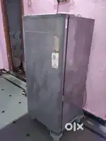 Good condition single door