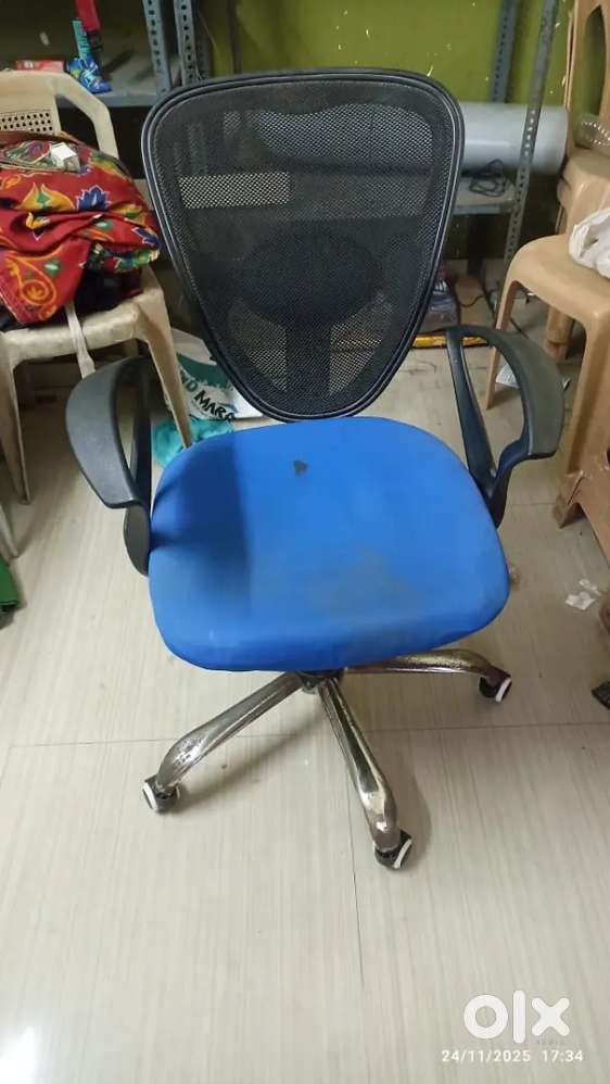 Racks shelf, computer chair and computer table