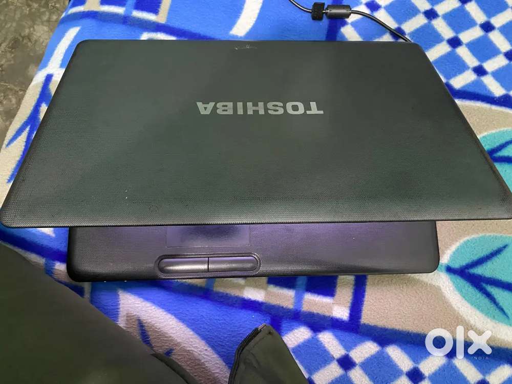 TOSHIBA LAPTOP ₹8500