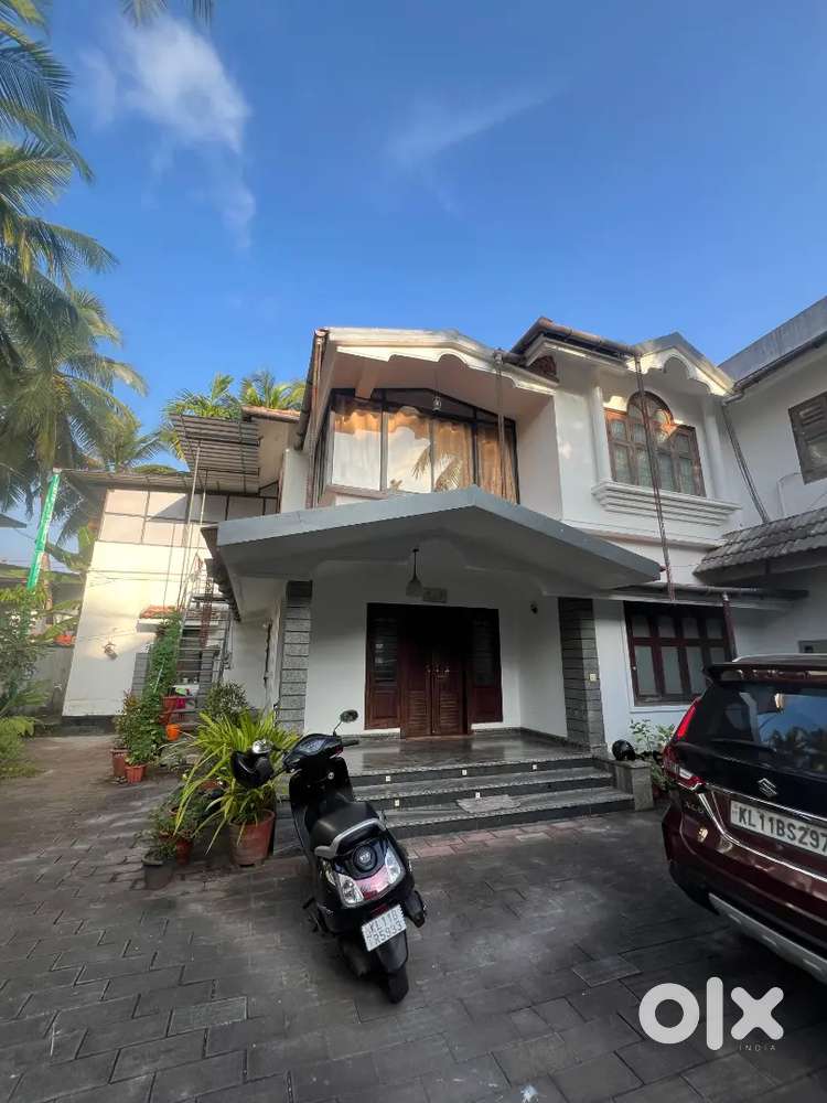 GROUND FLOOR FOR RENT