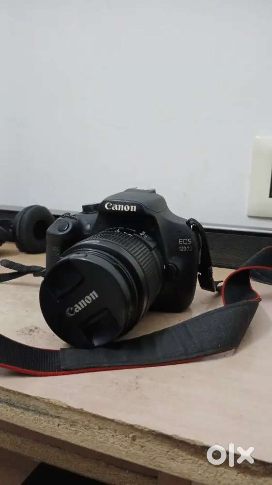 CANON CAMERA EOS1200D NEAT CONDITION