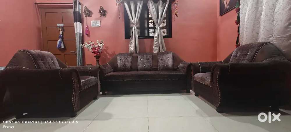 3+2 Sofa Set
