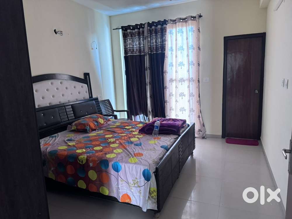 Independent with power back up , savitry greens on vip road,l