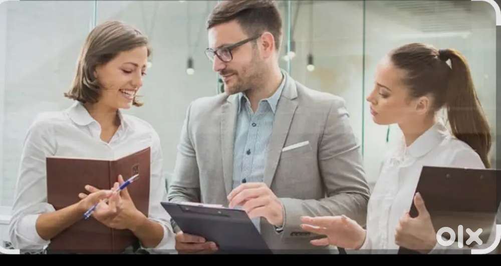 Only aadhar card hona chaiye jo update na ho or ek nomini chaiye