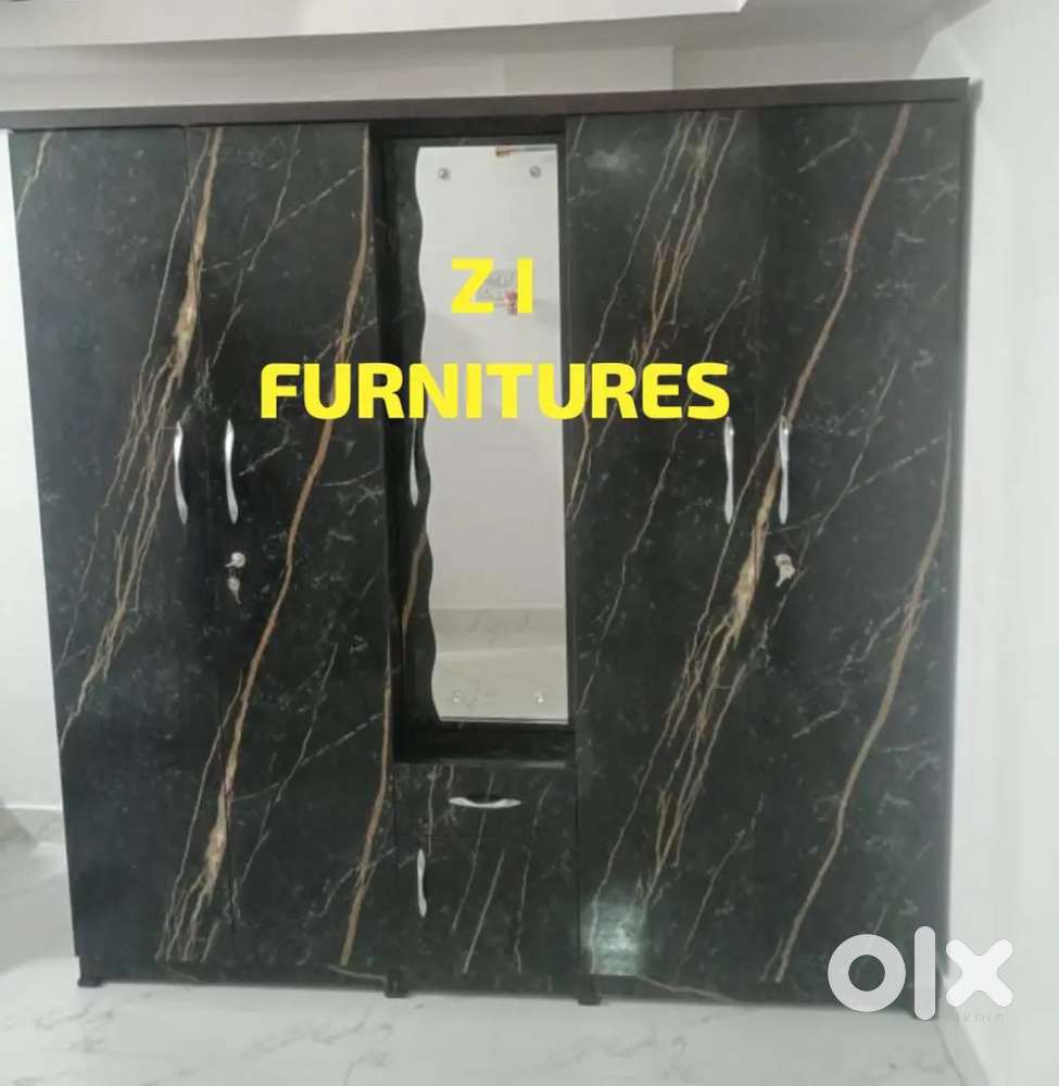 NEW 5 DOOR ALMIRA WITH DRESSING  6 BY 6